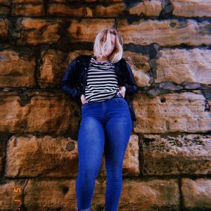 Meet your Posher, Alexis